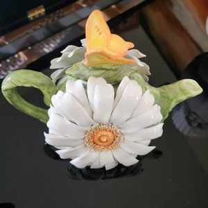 Collectible Tea pot